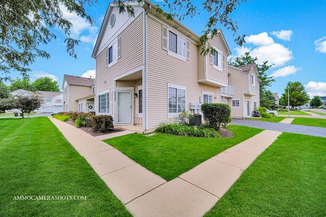 3235 Heather Glen Drive, Aurora, IL 60504