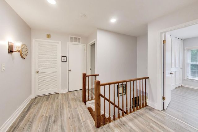 714 York Court, Northbrook, IL 60062