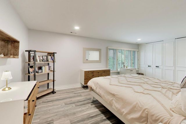 714 York Court, Northbrook, IL 60062