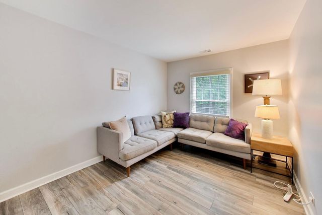 714 York Court, Northbrook, IL 60062
