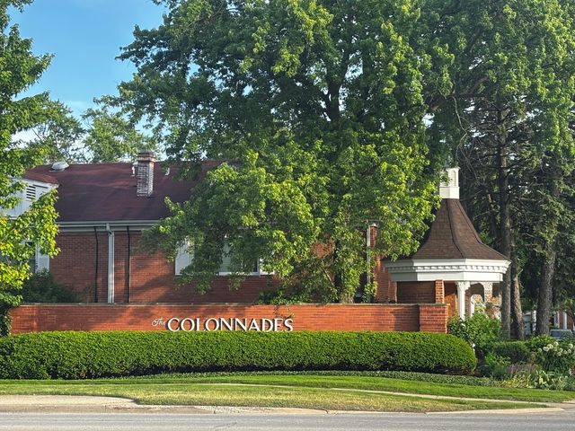 714 York Court, Northbrook, IL 60062