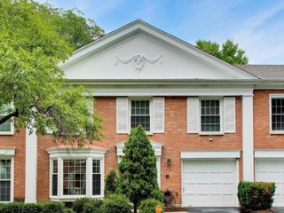 714 York Court, Northbrook, IL 60062