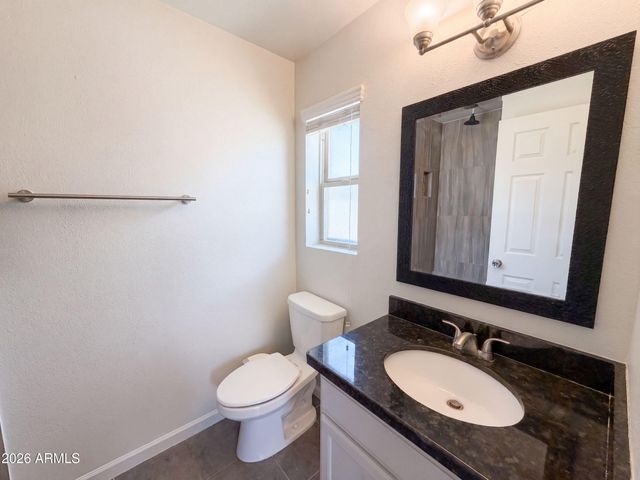 909 W MISSOURI Avenue, Phoenix, AZ 85013