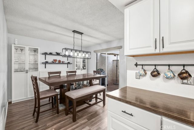 13185 Bromont, Los Angeles, CA 91342