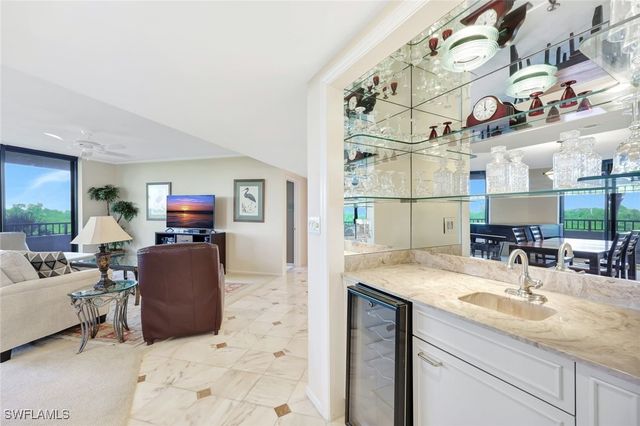 6001 Pelican Bay BLVD 202, Naples, FL 34108