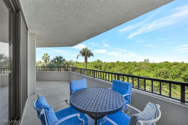 6001 Pelican Bay BLVD 202, Naples, FL 34108