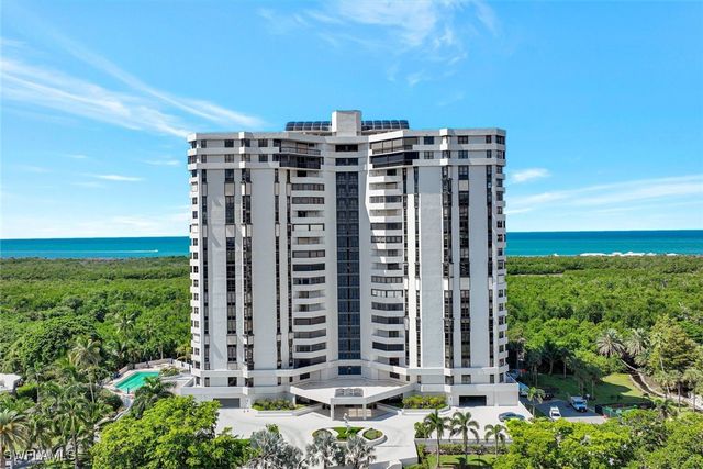 6001 Pelican Bay BLVD 202, Naples, FL 34108