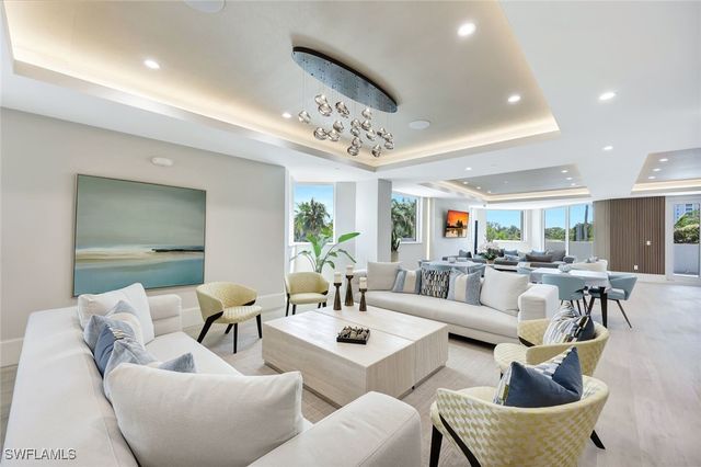 6001 Pelican Bay BLVD 202, Naples, FL 34108