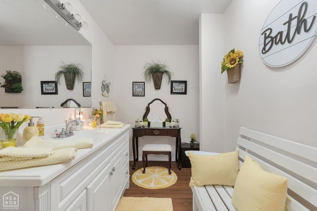 44 Oak Grove Road, Paragould, AR 72450