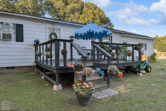 44 Oak Grove Road, Paragould, AR 72450