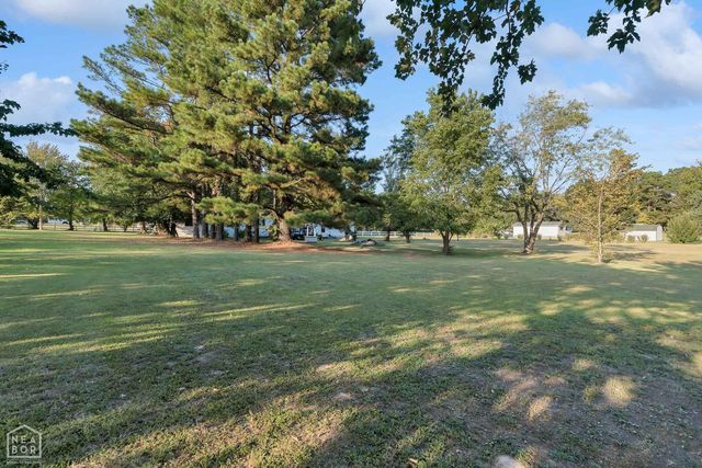 44 Oak Grove Road, Paragould, AR 72450