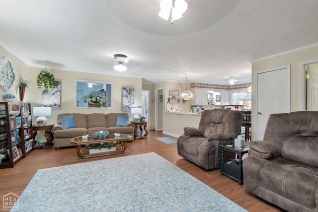 44 Oak Grove Road, Paragould, AR 72450