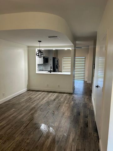 3124 SW 49th Street 119, Dania Beach, FL 33312