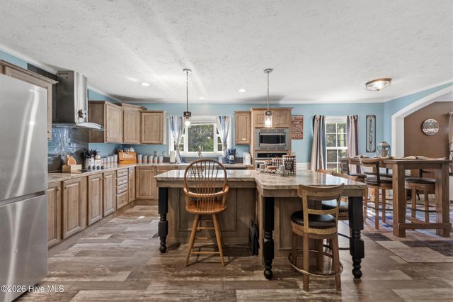 4324 Us 117, Rose Hill, NC 28458