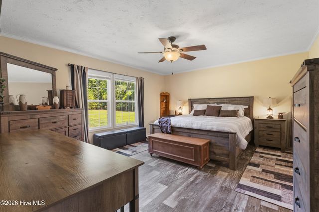 4324 Us 117, Rose Hill, NC 28458