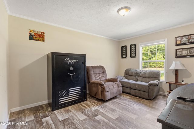 4324 Us 117, Rose Hill, NC 28458