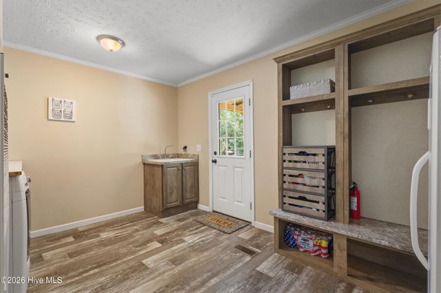 4324 Us 117, Rose Hill, NC 28458