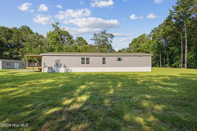 4324 Us 117, Rose Hill, NC 28458
