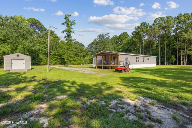 4324 Us 117, Rose Hill, NC 28458