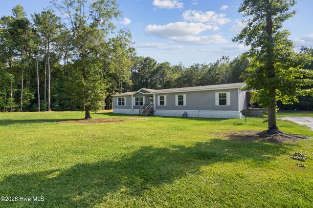 4324 Us 117, Rose Hill, NC 28458