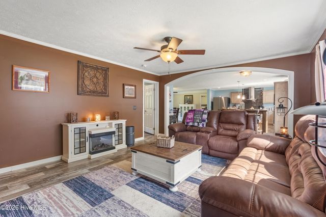 4324 Us 117, Rose Hill, NC 28458