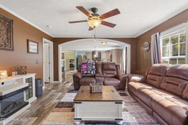 4324 Us 117, Rose Hill, NC 28458