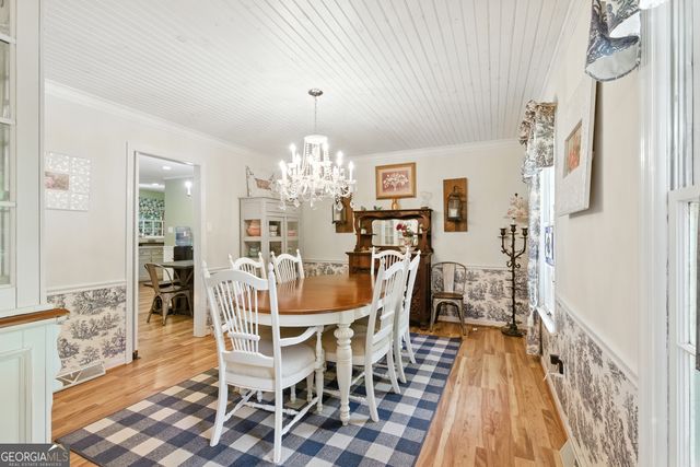 84 Oak Creek Circle, Toccoa, GA 30577