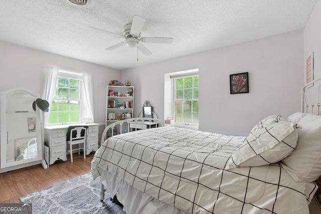 84 Oak Creek Circle, Toccoa, GA 30577