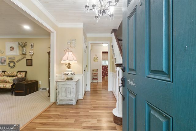 84 Oak Creek Circle, Toccoa, GA 30577