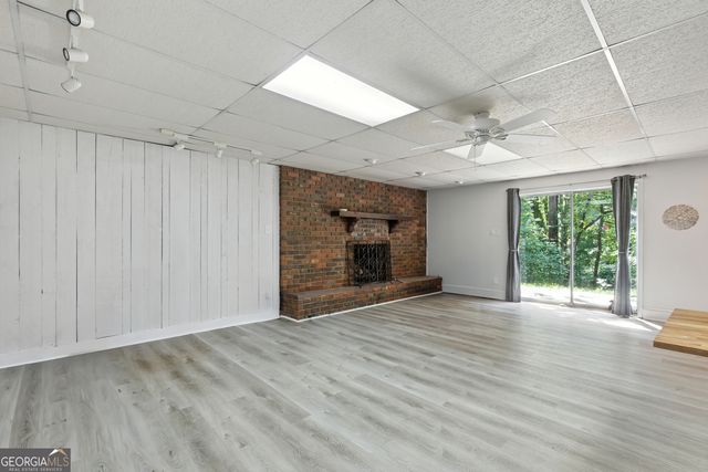 84 Oak Creek Circle, Toccoa, GA 30577