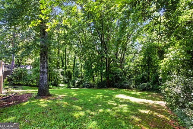 84 Oak Creek Circle, Toccoa, GA 30577