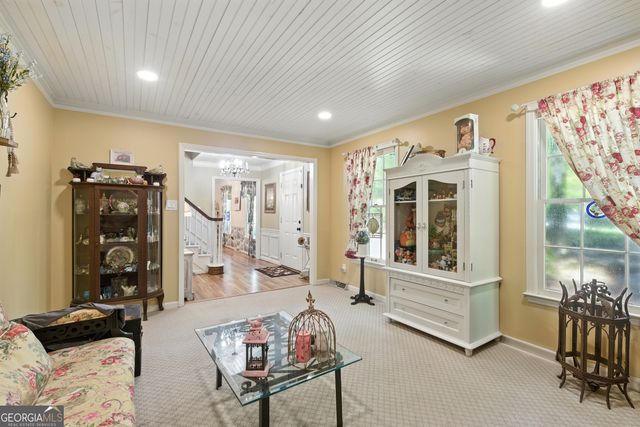 84 Oak Creek Circle, Toccoa, GA 30577