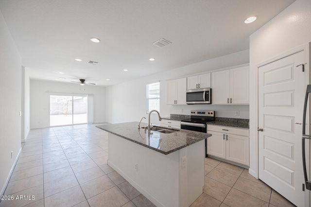 38165 W EXCUSSARE Way, Maricopa, AZ 85138
