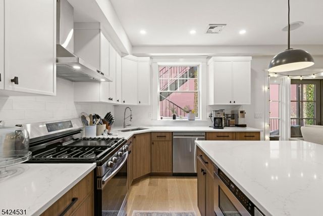 315 Grand St 3, Hoboken City, NJ 07030