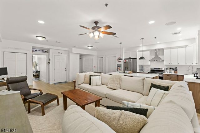 315 Grand St 3, Hoboken City, NJ 07030