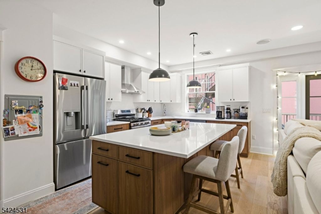 315 Grand St 3, Hoboken City, NJ 07030