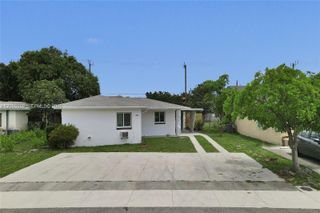 2343 NW 28th Street 1, Oakland Park, FL 33311