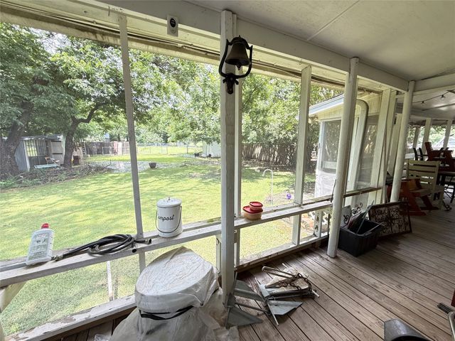 619 E 12th Street, Bonham, TX 75418