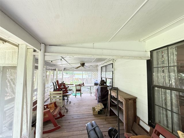 619 E 12th Street, Bonham, TX 75418