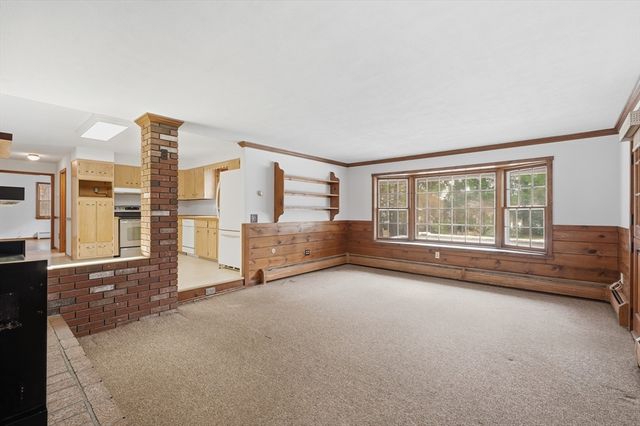 52 Vicksburg Circle, Holden, MA 01520