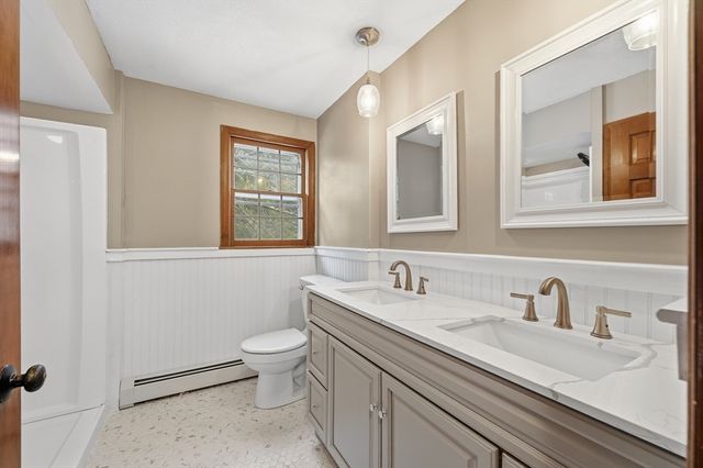 52 Vicksburg Circle, Holden, MA 01520