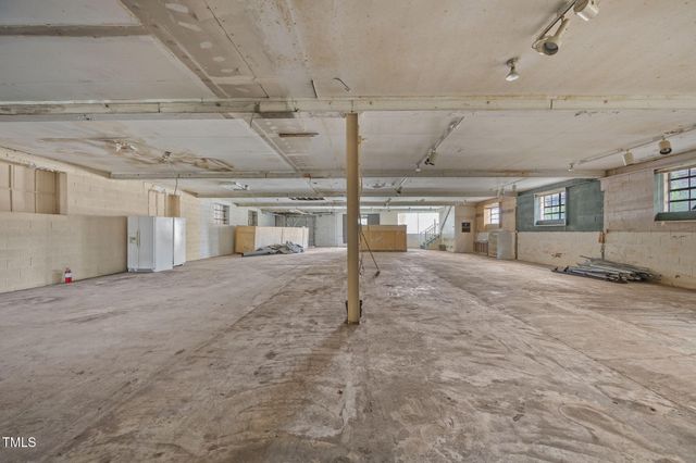 130 E 5th Street, Burlington, NC 27215