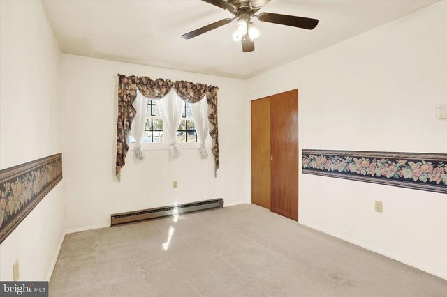 60 VISTA CIR, Etters, PA 17319