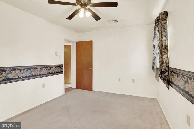 60 VISTA CIR, Etters, PA 17319