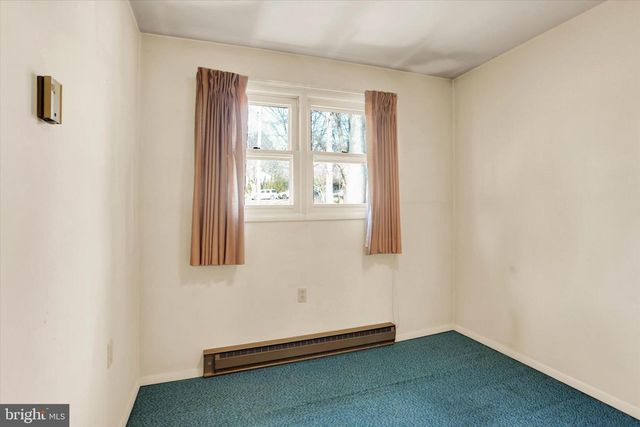 60 VISTA CIR, Etters, PA 17319