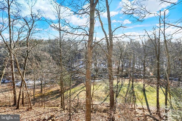 60 VISTA CIR, Etters, PA 17319