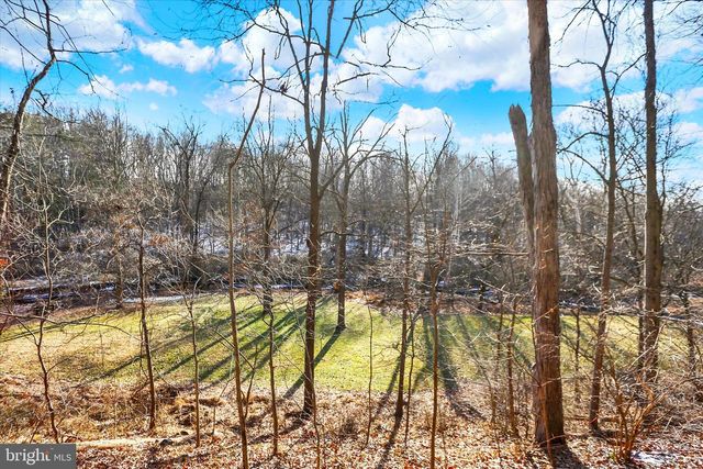 60 VISTA CIR, Etters, PA 17319