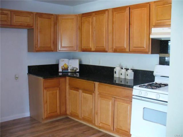 16790 Paine Street, Fontana, CA 92336