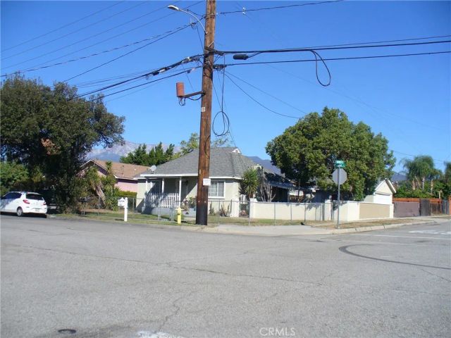 16790 Paine Street, Fontana, CA 92336