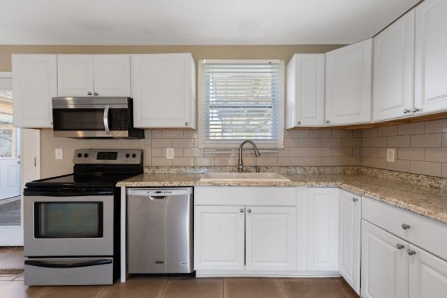 247 New Sawyer Brown Rd, Nashville, TN 37221